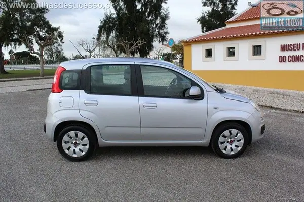 Fiat Panda 2017 - 7950 EUR, 92000 km - AUTO.MOTO.pt - 92000km - foto 13 de 28