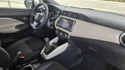 Nissan Micra 2019 - 12950 EUR, 71000 km - AUTO.MOTO.pt - 71000km - foto 12 de 18