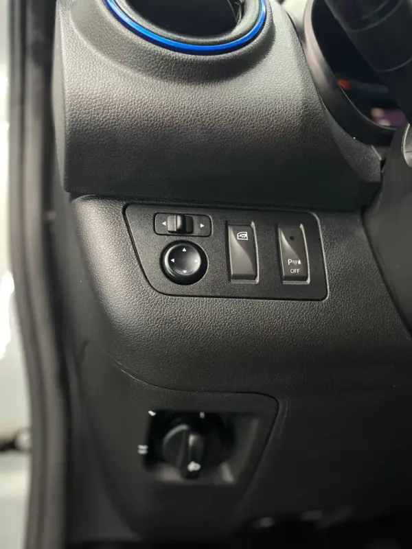 Dacia Spring 2021 - 11500 EUR, 12500 km - AUTO.MOTO.pt - 12500km - foto 14 de 14