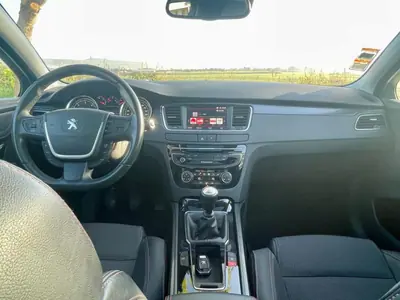 Peugeot 508 SW 2018 - 18280 EUR, 88700 km - AUTO.MOTO.pt - 88700km - foto 25 de 30