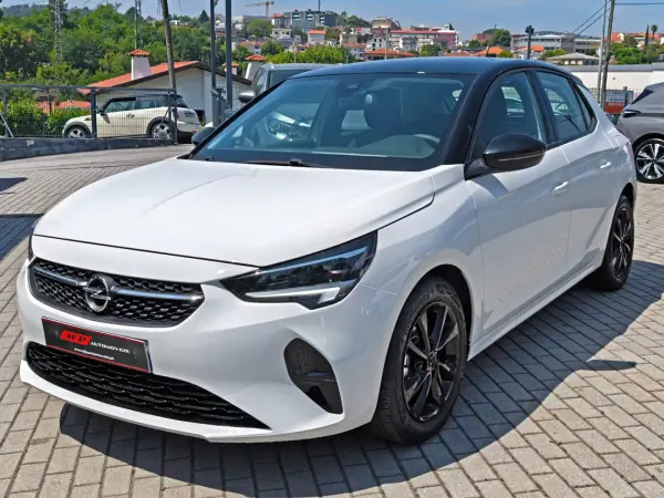 Opel Corsa 2023 - 15900 EUR, 36600 km - AUTO.MOTO.pt - 36600km - foto 3 de 17