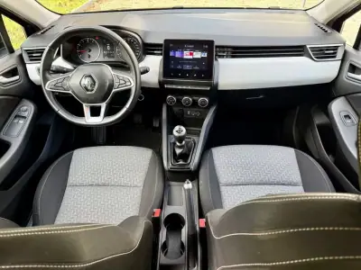 Renault Clio 2022 - 14790 EUR, 78950 km - AUTO.MOTO.pt - 78950km - foto 10 de 36