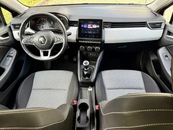 Renault Clio 2022 - 14790 EUR, 78950 km - AUTO.MOTO.pt - 78950km - foto 10 de 36