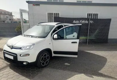 Fiat Panda 2022 - 10900 EUR, 74186 km - AUTO.MOTO.pt - 74186km - foto 5 de 12