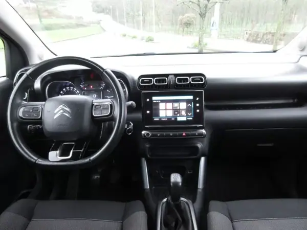 Citroën C3 Aircross 2018 - 11999 EUR, 56000 km - AUTO.MOTO.pt - 56000km - foto 26 de 39