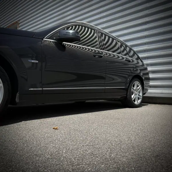 Mercedes-Benz C 180 2011 - 8900 EUR, 350000 km - AUTO.MOTO.pt - 350000km - foto 26 de 28