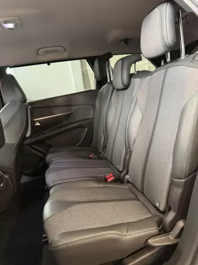 Peugeot 5008 2021 - 19900 EUR, 145000 km - AUTO.MOTO.pt - 145000km - foto 10 de 10