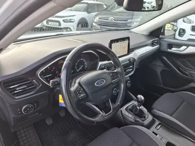 Ford Focus 2019 - 15500 EUR, 119500 km - AUTO.MOTO.pt - 119500km - foto 27 de 30