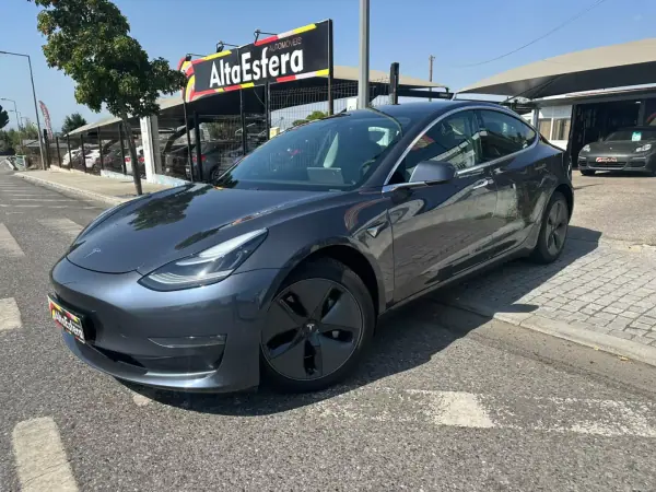 Tesla Model 3 2020 - 33900 EUR, 48971 km - 48971km - foto 3 de 31