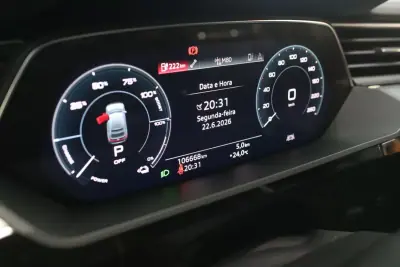 Audi e-tron 2023 - 45000 EUR, 106568 km - AUTO.MOTO.pt - 106568km - foto 18 de 36