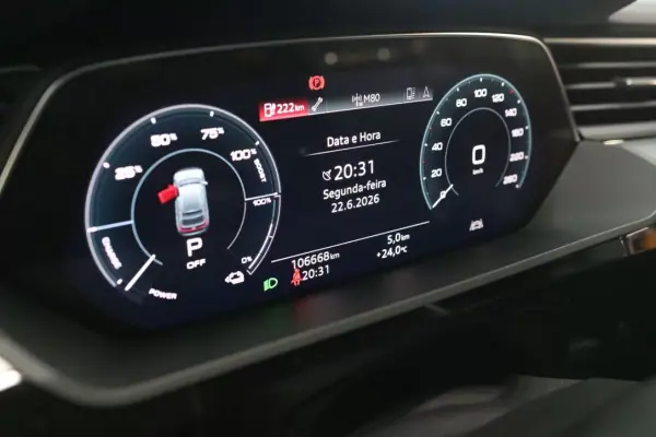 Audi e-tron 2023 - 45000 EUR, 106568 km - AUTO.MOTO.pt - 106568km - foto 18 de 36