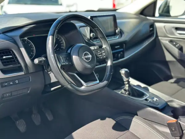 Nissan Qashqai 2021 - 23990 EUR, 83901 km - AUTO.MOTO.pt - 83901km - foto 14 de 21