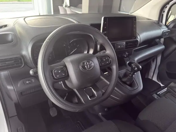 Toyota PROACE City EXCLUSIVE 2022 - 16490 EUR, 80811 km - AUTO.MOTO.pt - 80811km - foto 12 de 21