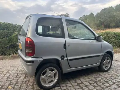 Microcar Virgo 2001 - 3250 EUR, 0 km - AUTO.MOTO.pt - foto 2 de 9