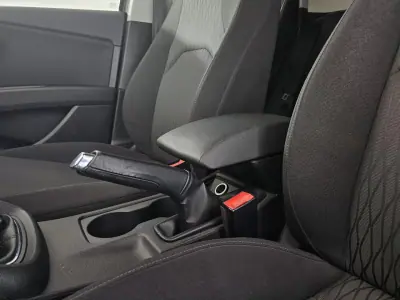 SEAT Leon ST 2016 - 9650 EUR, 246737 km - AUTO.MOTO.pt - 246737km - foto 28 de 79