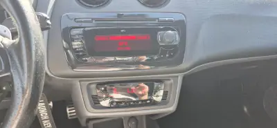 SEAT Ibiza 2011 - 12900 EUR, 126027 km - AUTO.MOTO.pt - 126027km - foto 23 de 39