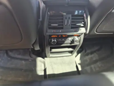 BMW X6 2016 - 50750 EUR, 135000 km - 135000km - foto 23 de 40
