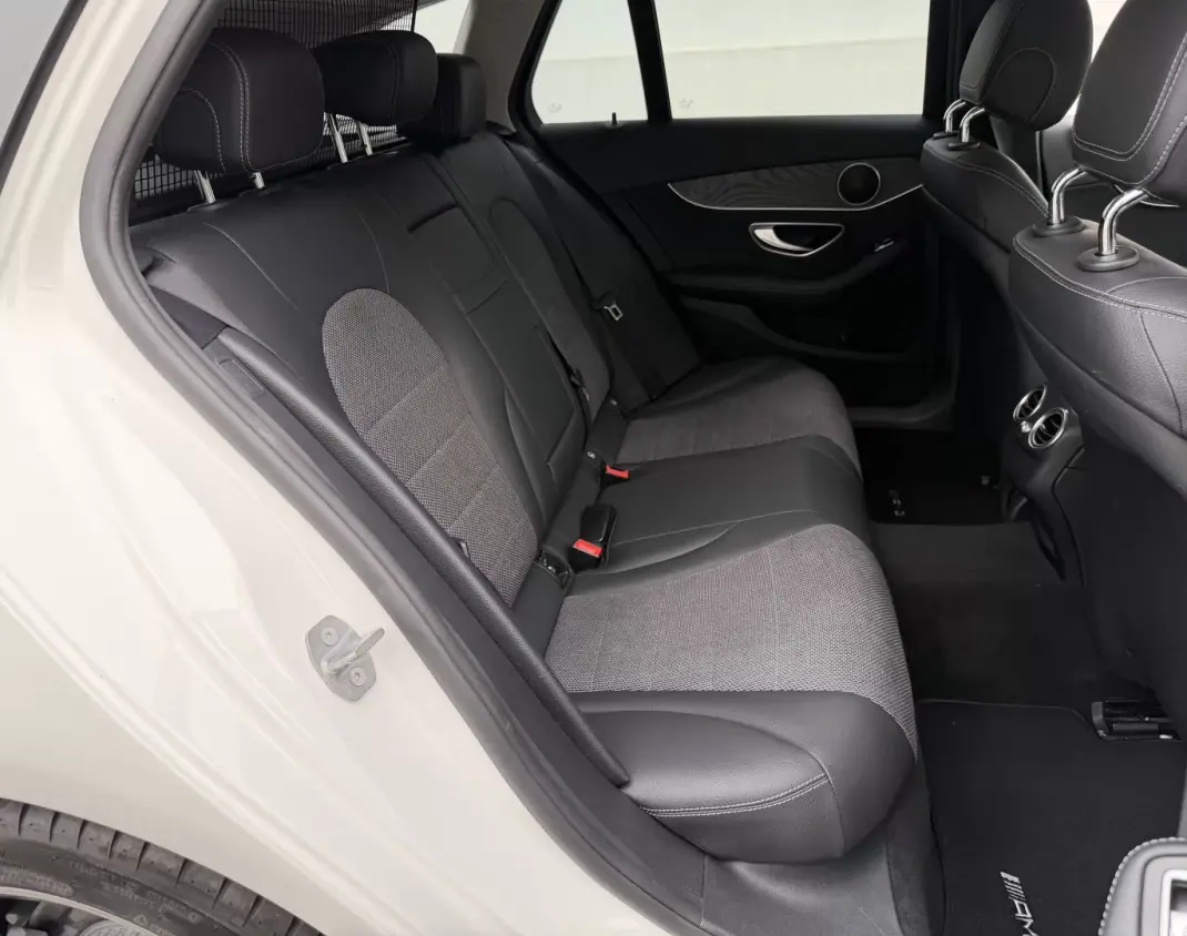 Mercedes-Benz C 220 2017 - 27900 EUR, 81867 km - AUTO.MOTO.pt - 81867km - foto 11 de 29