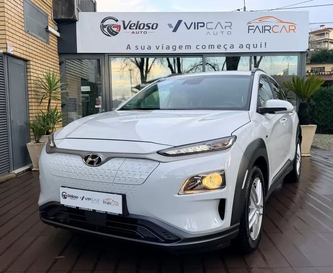 Hyundai Kauai 2021 - 18990 EUR, 44002 km - AUTO.MOTO.pt - 44002km - foto 1 de 19