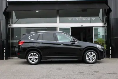 BMW X1 2021 - 24900 EUR, 124562 km - AUTO.MOTO.pt - 124562km - foto 3 de 30