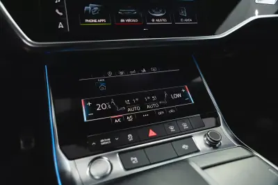 Audi A7 Sportback 2019 - 45950 EUR, 63087 km - AUTO.MOTO.pt - 63087km - foto 30 de 48