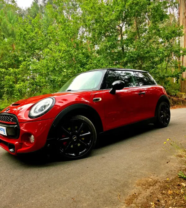 MINI 3 Portas 2015 - 15990 EUR, 138000 km - 138000km - foto 7 de 39