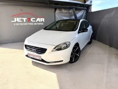 Volvo V40 2014 - 182428km