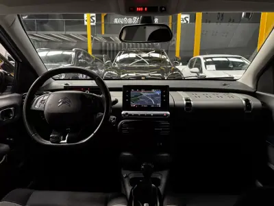 Citroën C4 Cactus 2020 - 14990 EUR, 120700 km - AUTO.MOTO.pt - 120700km - foto 18 de 33