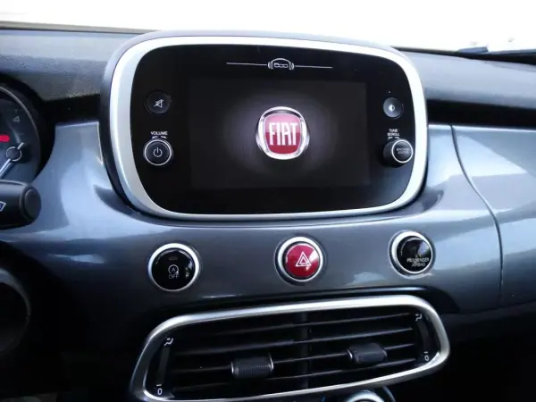 Fiat 500X 2019 - 12890 EUR, 86127 km - AUTO.MOTO.pt - 86127km - foto 14 de 33