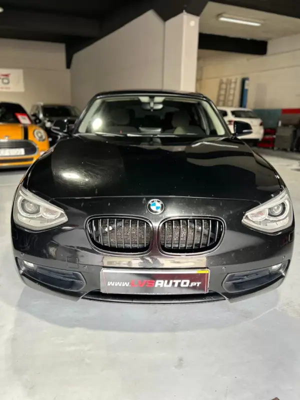 BMW 116 2014 - 11500 EUR, 237000 km - AUTO.MOTO.pt - 237000km - foto 7 de 24