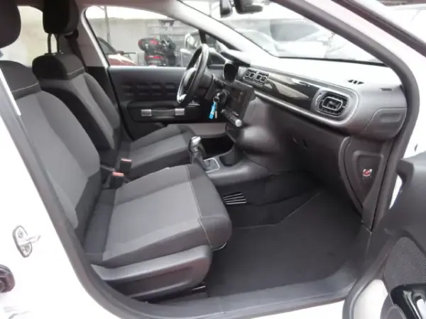 Citroën C3 2017 - 11500 EUR, 130256 km - AUTO.MOTO.pt - 130256km - foto 27 de 32