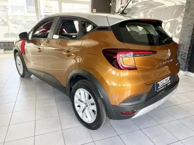 Renault Captur 2022 — foto 3 de 25