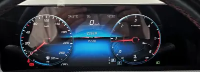 Mercedes-Benz CLA 180 2021 - 31500 EUR, 75000 km - AUTO.MOTO.pt - 75000km - foto 12 de 28
