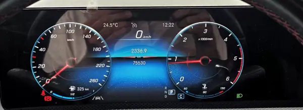 Mercedes-Benz CLA 180 2021 - 31500 EUR, 75000 km - AUTO.MOTO.pt - 75000km - foto 12 de 28