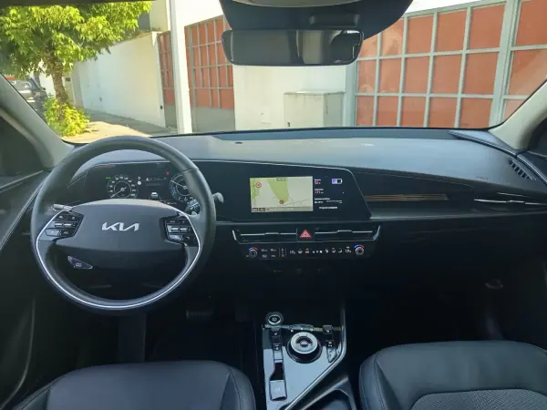 Kia e-Niro 2024 - 27990 EUR, 77660 km - AUTO.MOTO.pt - 77660km - foto 14 de 19