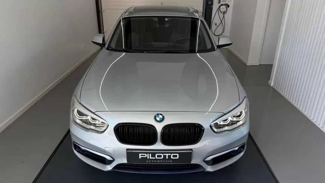 BMW 118 2016 - 16990 EUR, 140660 km - AUTO.MOTO.pt - 140660km - foto 5 de 32