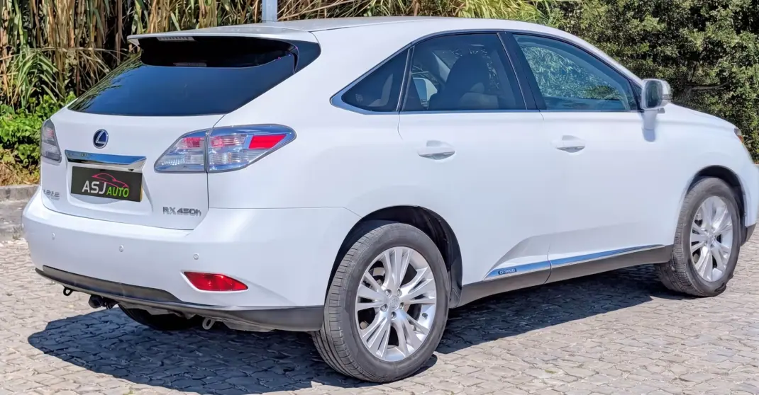 Lexus RX 450h 2011 - 12500 EUR, 281814 km - 281814km - foto 7 de 28