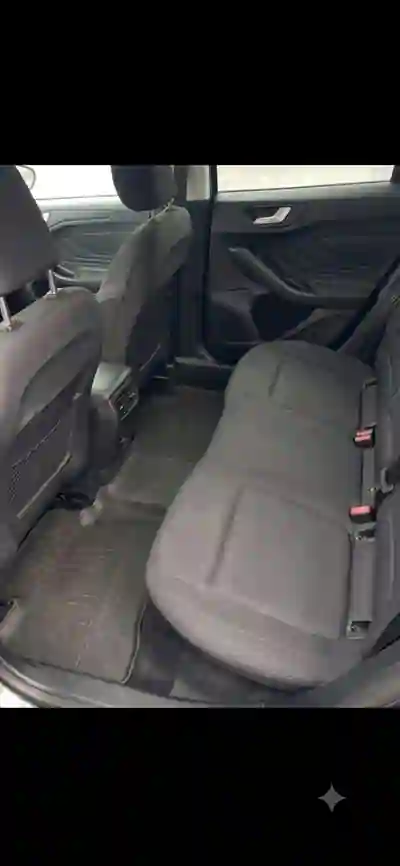 Ford Focus SW 2024 - 19000 EUR, 25000 km - 25000km - foto 7 de 7