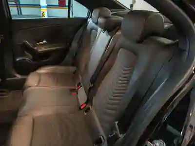 Mercedes-Benz A 180 Limousine 2020 - 21500 EUR, 88000 km - AUTO.MOTO.pt - 88000km - foto 11 de 14