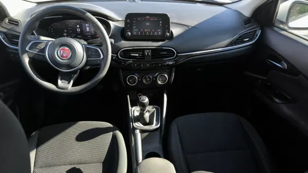 Fiat Tipo 2021 - 12450 EUR, 123360 km - AUTO.MOTO.pt - 123360km - foto 11 de 11