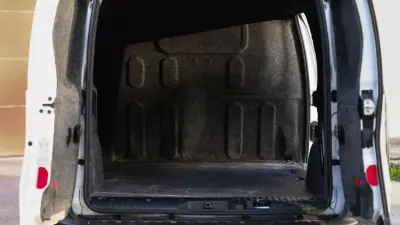 Mercedes-Benz Benz Citan Furgão 110 CDI/27 2019 - 16500 EUR, 160000 km - AUTO.MOTO.pt - 160000km - foto 15 de 28