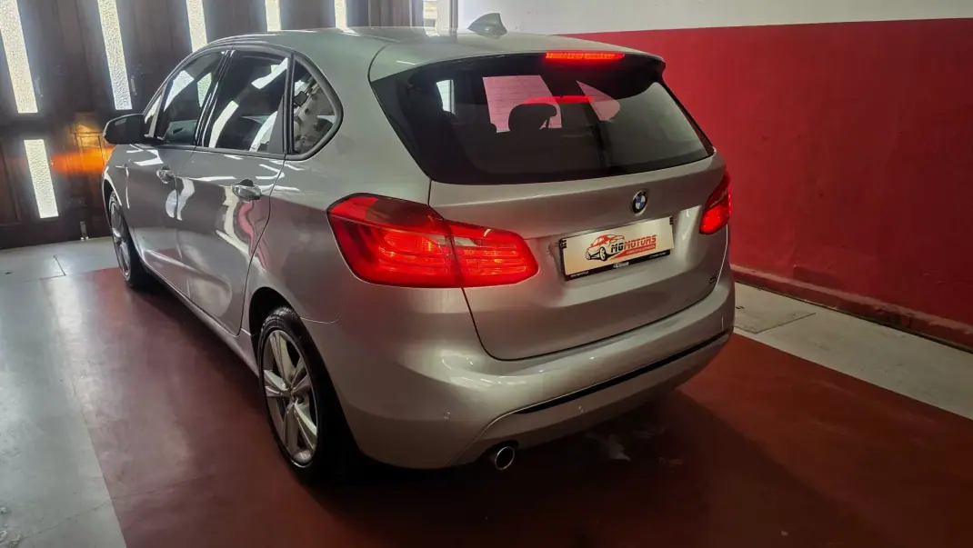 BMW 216 Active Tourer 2016 - 14890 EUR, 92637 km - AUTO.MOTO.pt - 92637km - foto 8 de 55