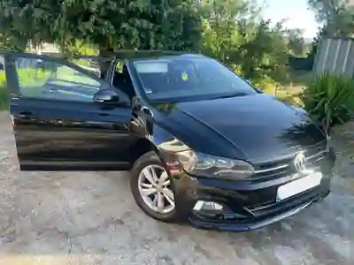Volkswagen Polo 2018 - 10000 EUR, 175000 km - AUTO.MOTO.pt - 175000km - foto 13 de 13
