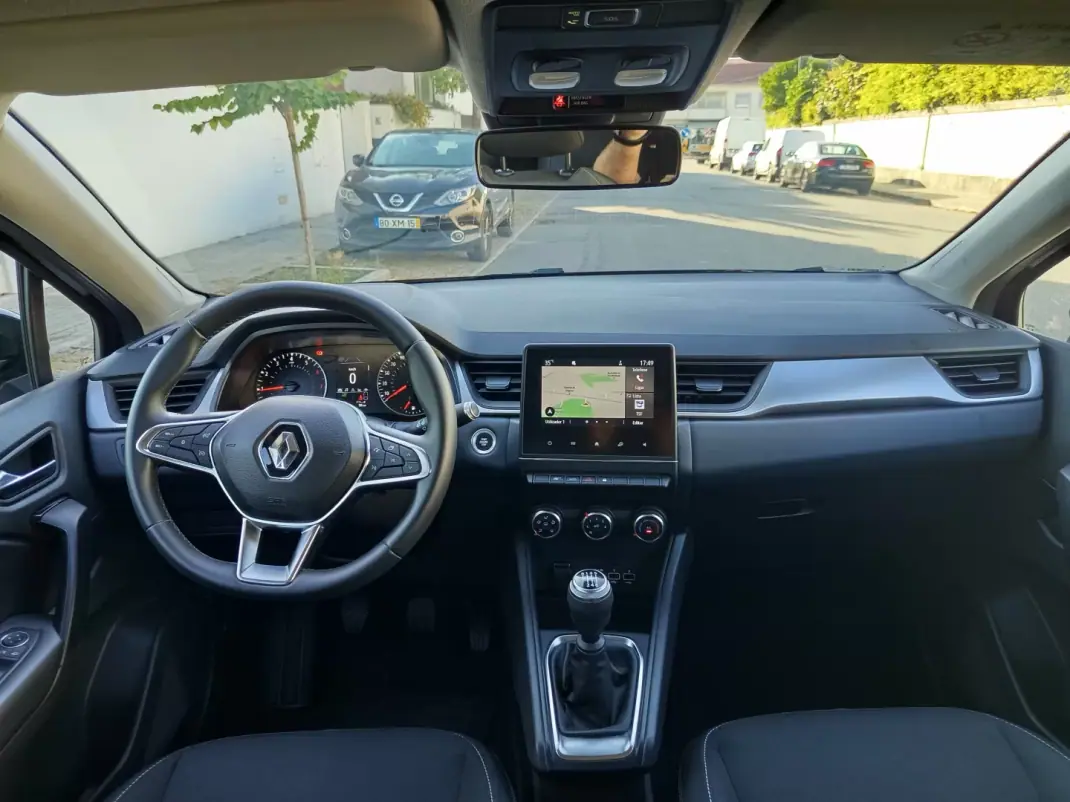 Renault Captur 2021 - 15990 EUR, 35800 km - 35800km - foto 14 de 19