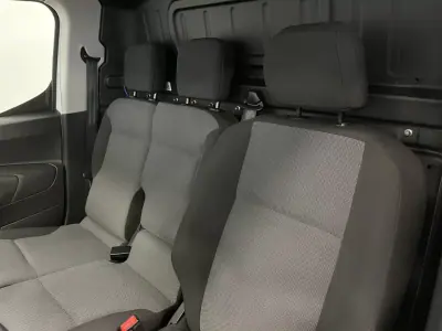 Citroën Berlingo M 2022 - 17750 EUR, 90000 km - AUTO.MOTO.pt - 90000km - foto 12 de 13