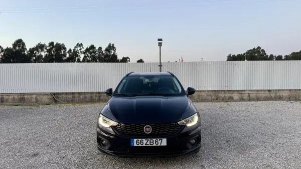 Fiat Tipo Station Wagon 2019 - 12750 EUR, 137000 km - AUTO.MOTO.pt - 137000km - foto 10 de 43