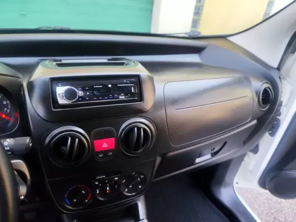 Fiat FIORINO 1.3 MULTIJET 2019 - 9480 EUR, 157000 km - AUTO.MOTO.pt - 157000km - foto 20 de 24