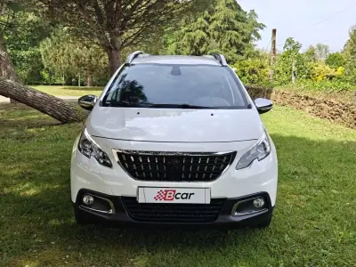 Peugeot 2008 2018 - 10399 EUR, 110600 km - AUTO.MOTO.pt - 110600km - foto 5 de 38