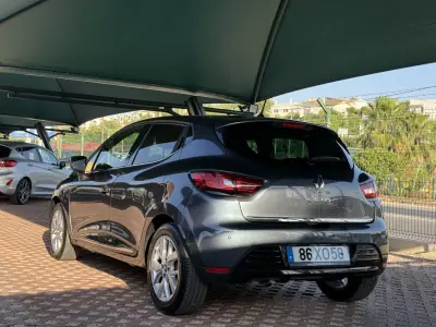 Renault Clio 2019 - 14900 EUR, 54906 km - AUTO.MOTO.pt - 54906km - foto 2 de 14