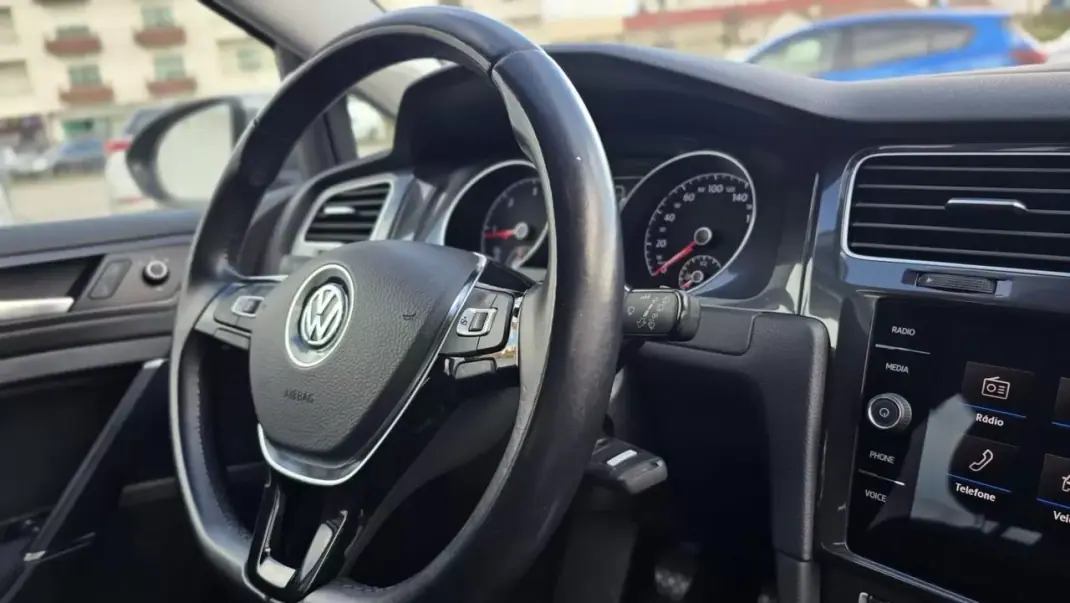 Volkswagen Golf Variant 2017 - 15450 EUR, 192145 km - 192145km - foto 10 de 18